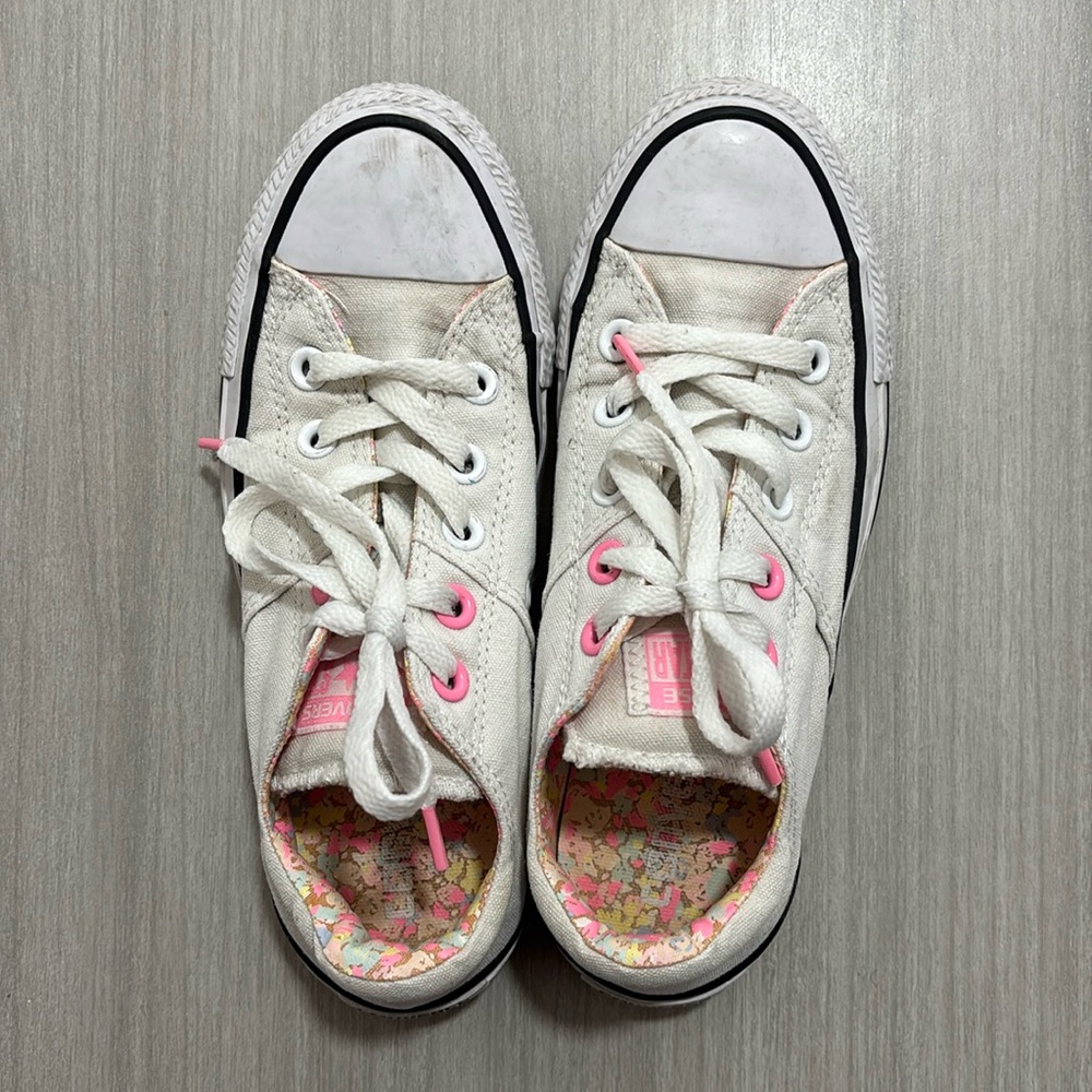 Converse white sneakers size 36